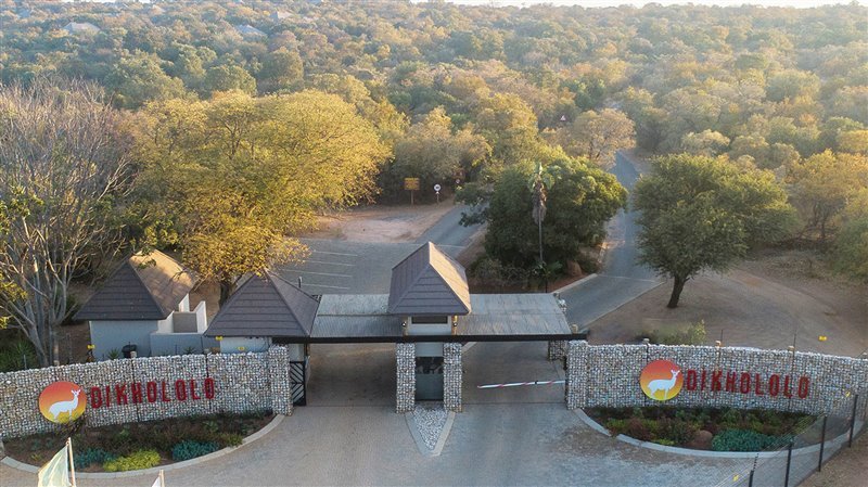 Dikhololo Resort